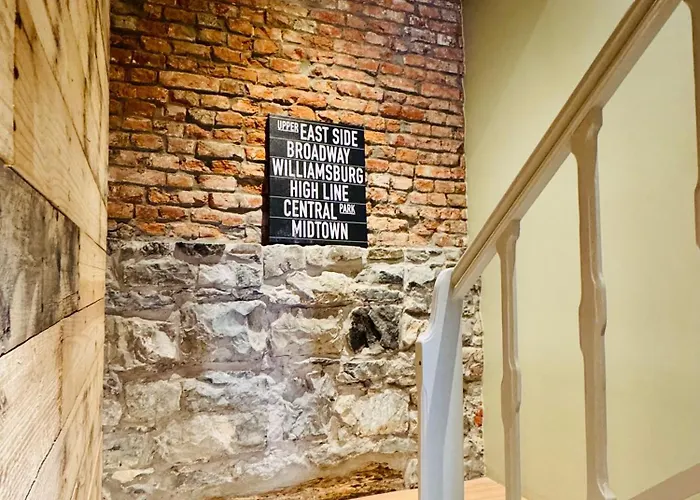 Dinloft Apartment